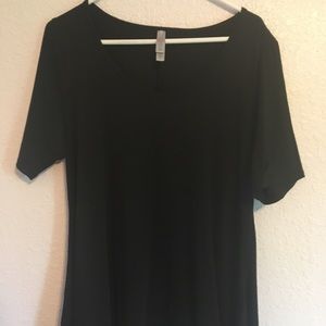 LuLaRoe Black Everyday Tee Shirt XL